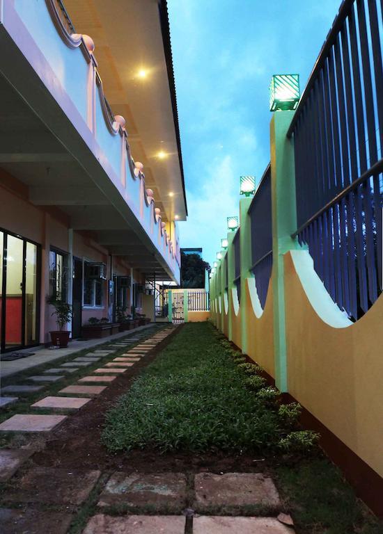 Amerson Pension Place Puerto Princesa Ngoại thất bức ảnh