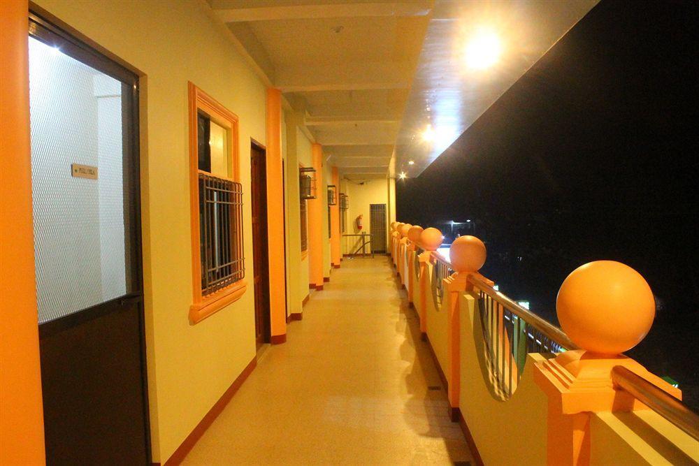 Amerson Pension Place Puerto Princesa Ngoại thất bức ảnh