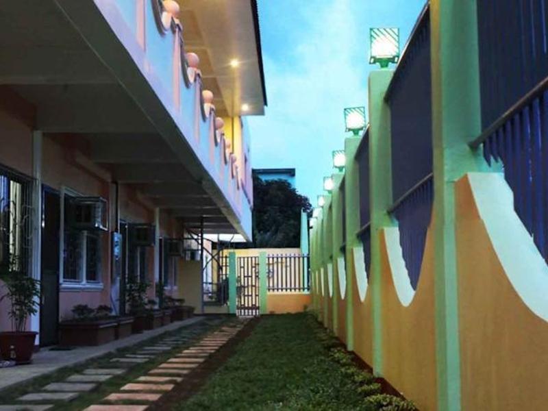 Amerson Pension Place Puerto Princesa Ngoại thất bức ảnh