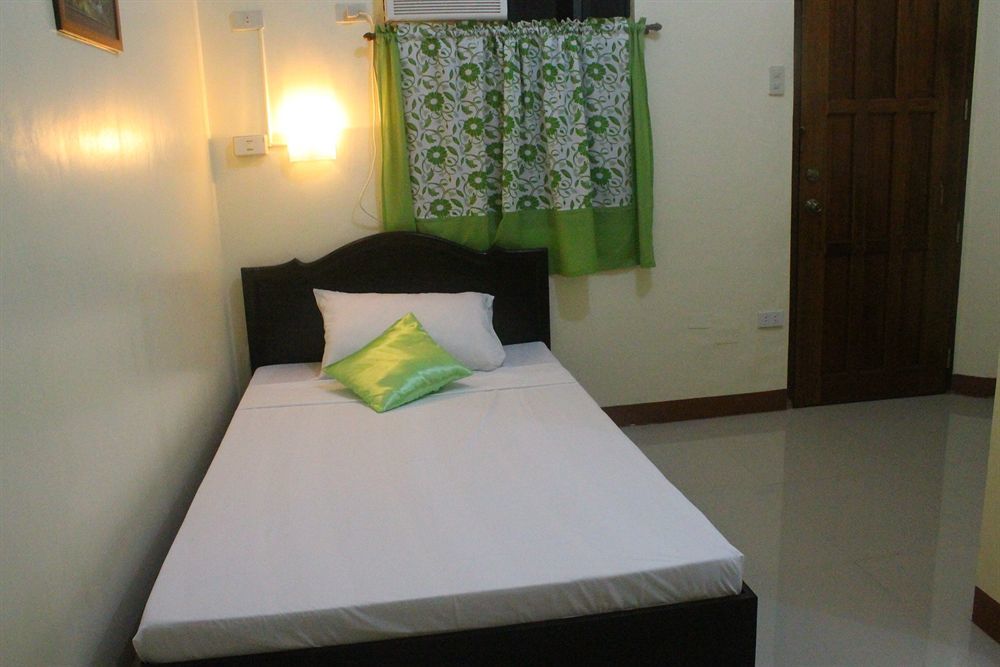 Amerson Pension Place Puerto Princesa Ngoại thất bức ảnh