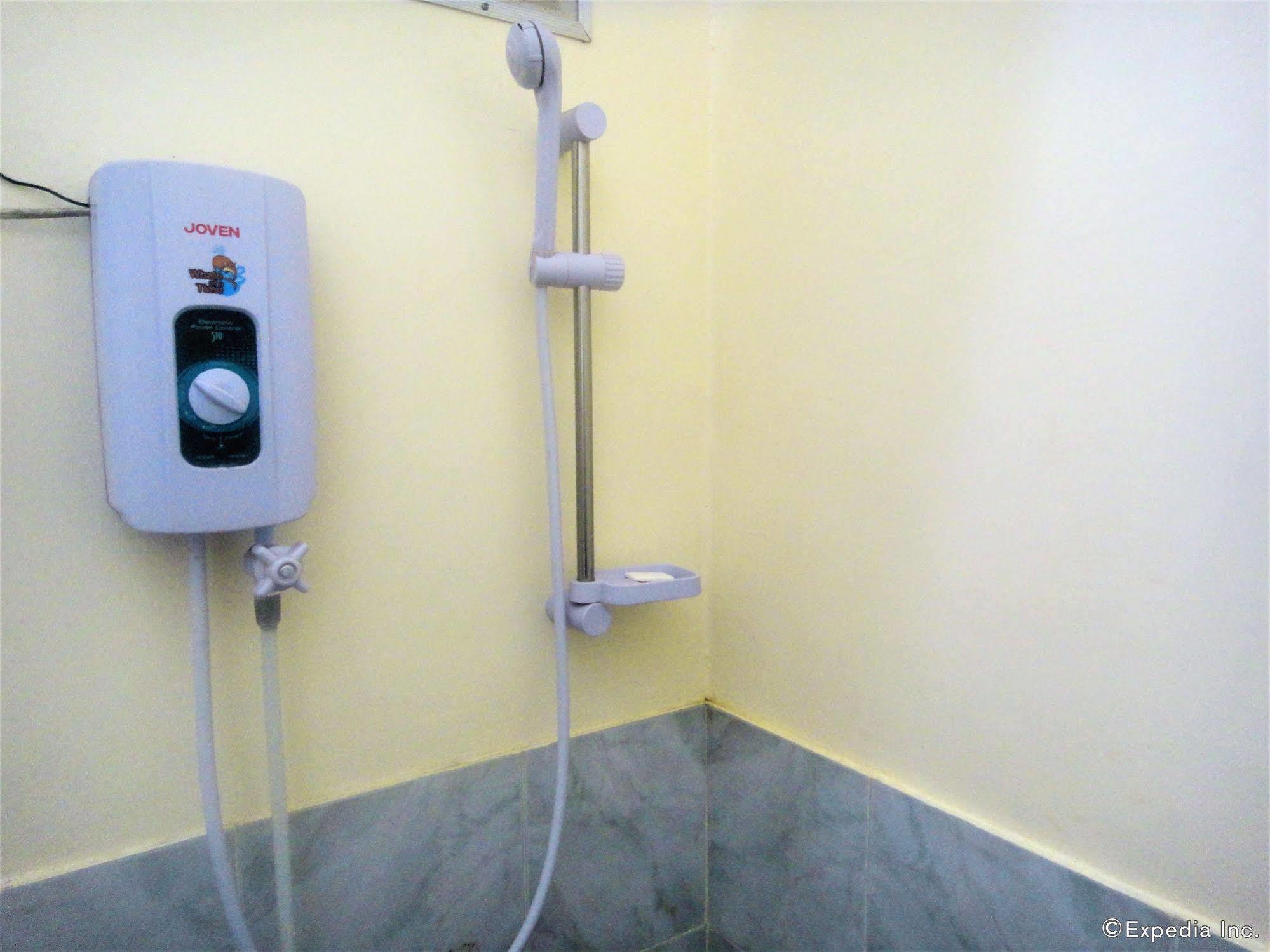 Amerson Pension Place Puerto Princesa Ngoại thất bức ảnh