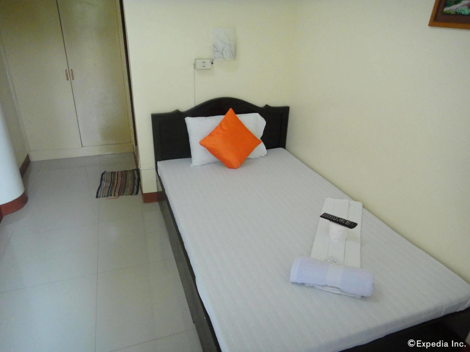 Amerson Pension Place Puerto Princesa Ngoại thất bức ảnh