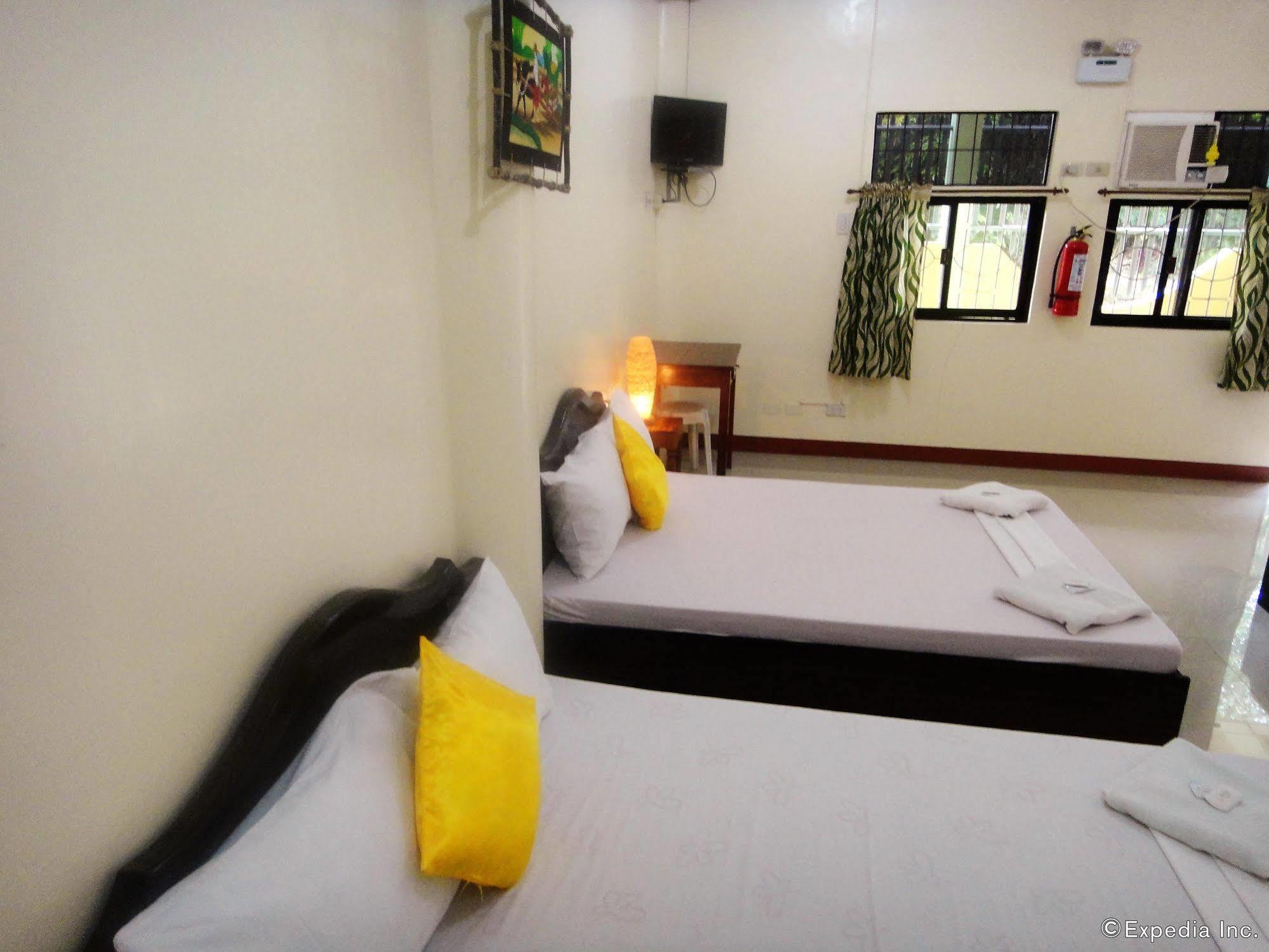 Amerson Pension Place Puerto Princesa Ngoại thất bức ảnh